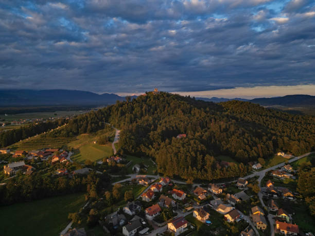 istock Smlednik village with Stari Grad hill 1647016004