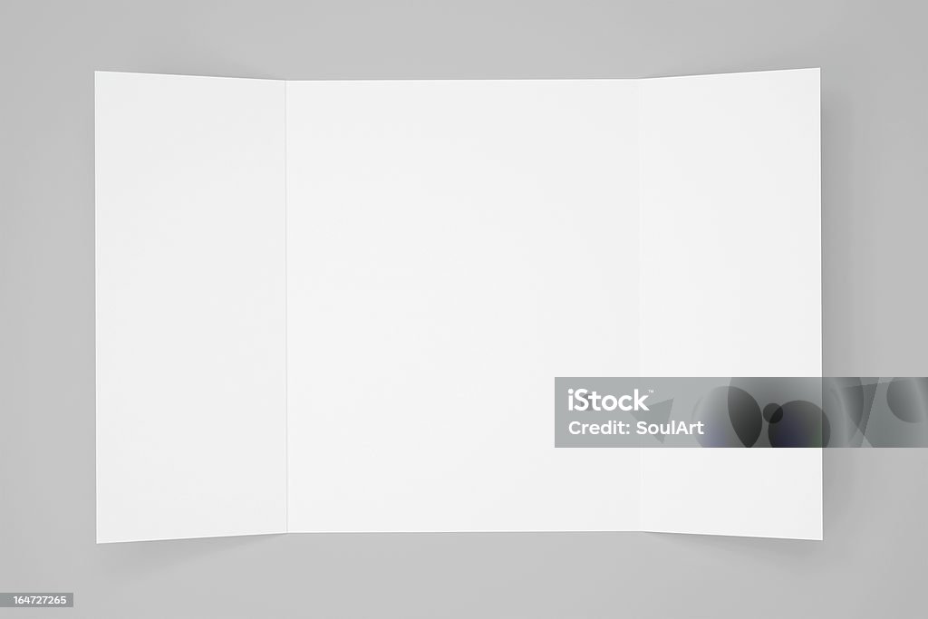 Porta bianca con ombre morbide Brochure pieghevole - Foto stock royalty-free di Opuscolo