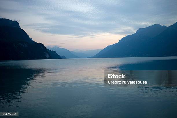 Swiss Lago Tramonto - Fotografie stock e altre immagini di Alba - Crepuscolo - Alba - Crepuscolo, Alpi, Alpi svizzere