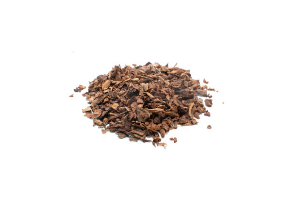 istock Dried smoking tobacco isolated on a white background 1647795194