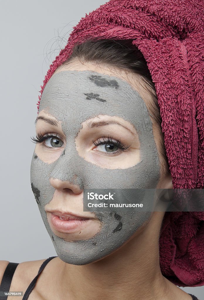 Ton-Gesichtsmaske - Lizenzfrei Attraktive Frau Stock-Foto