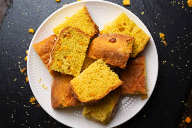 istock Homemade cornbread slices on white dish flat lay view 1648008543