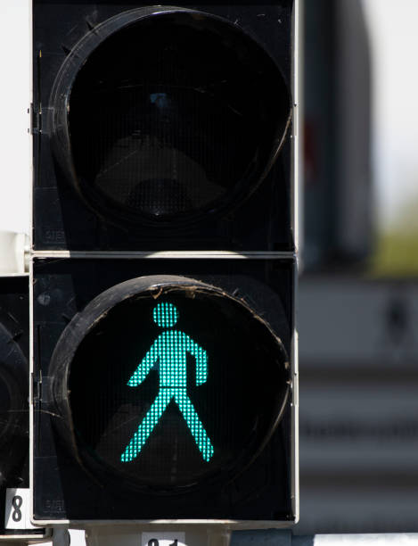 istock Green pedestrian traffic light 1648589282