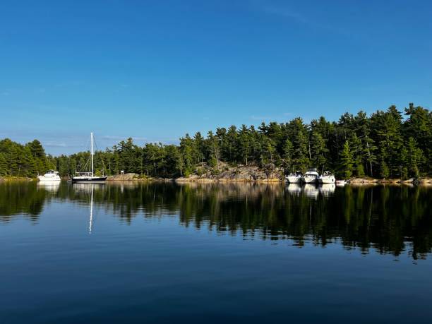 echo bay anchorage, the massasauga, georgian bay ontario - rafting beauty in nature blue canada fotografías e imágenes de stock