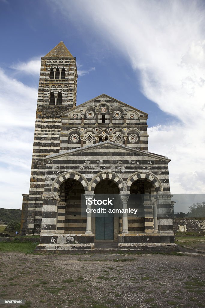 Santissima Trinità di Saccargia, Sardegna, Italia - Foto stock royalty-free di Ambientazione esterna