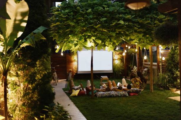 istock Movie night in the backyard 1648767208