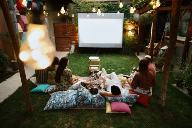 istock Movie night in the backyard 1648771420
