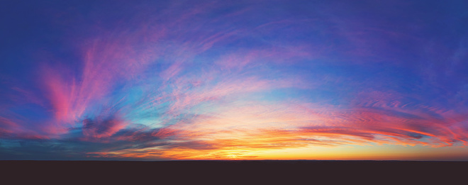 istock Colorful Sunset 1648880391