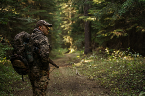 Man hunting elk in Washington State