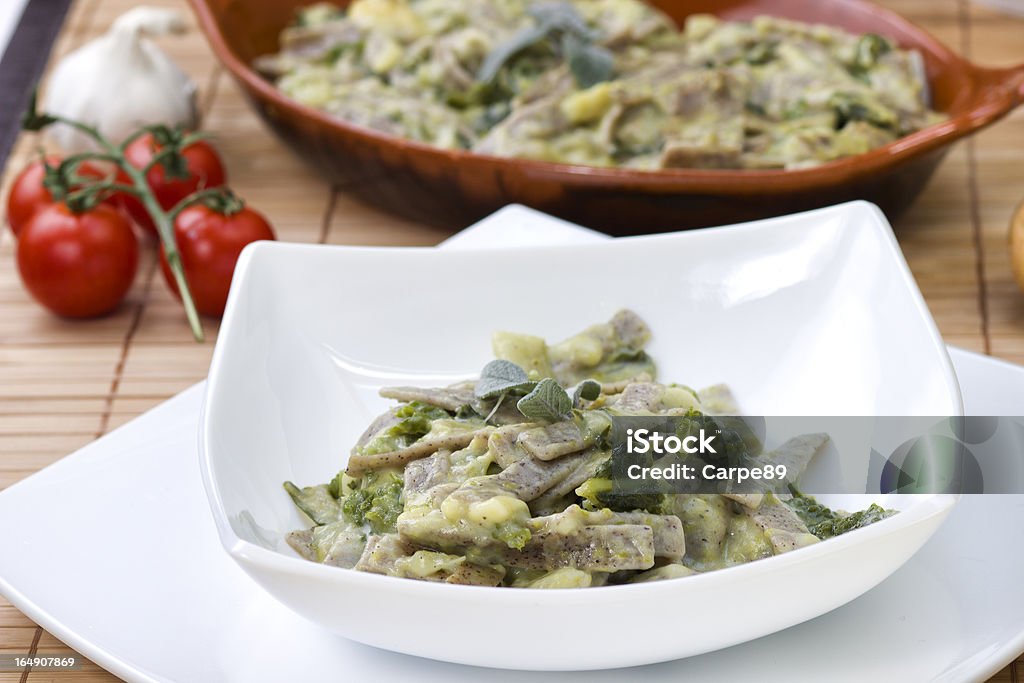 Pizzoccheri - Foto stock royalty-free di Bietola - Barbabietola