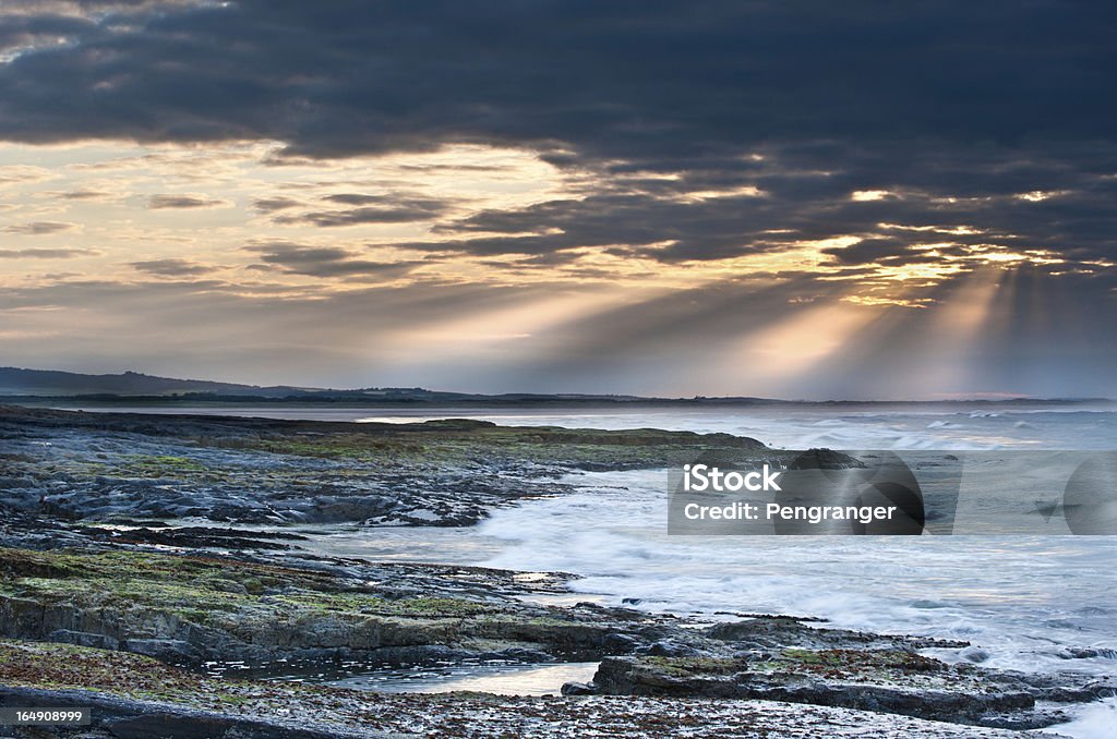 Sonnenuntergang über Bamburgh Beach, Northumberland - Lizenzfrei 2000-2009 Stock-Foto