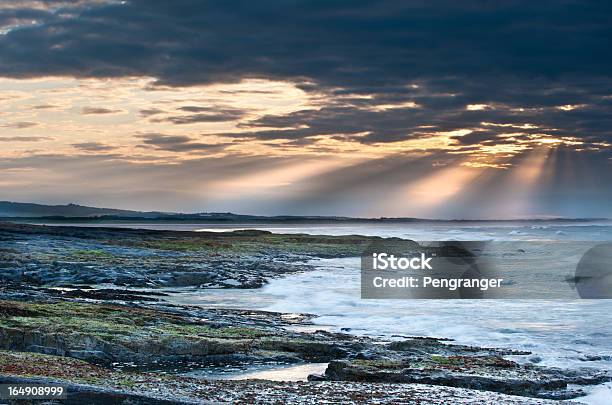 Sonnenuntergang Über Bamburgh Beach Northumberland Stockfoto und mehr Bilder von 2000-2009