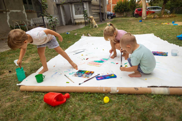 istock Happy day for our kids 1649168573