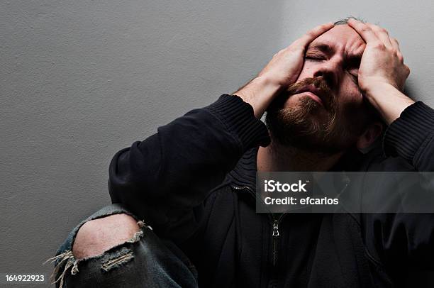 실망한 남자 인물 사진 가정 폭력에 대한 스톡 사진 및 기타 이미지 - 가정 폭력, 남성, 30-34세