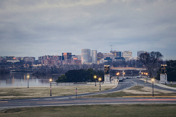 istock Arlington Memorial Bridge With Rosslyn Virginia 164923127