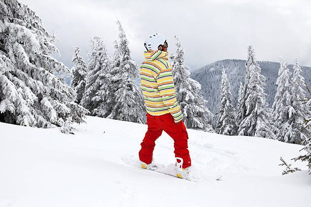 śnieg człowiek - skiing snow snowboarding winter sport zdjęcia i obrazy z banku zdjęć