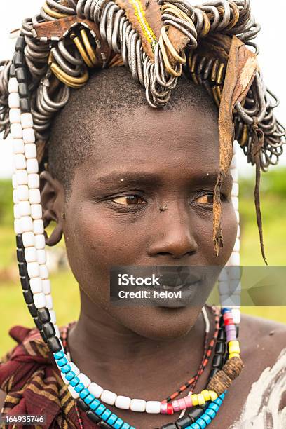 Mulher De Tribo Mursi - Fotografias de stock e mais imagens de Tribo Mursi - Tribo Mursi, 20-29 Anos, Adulto