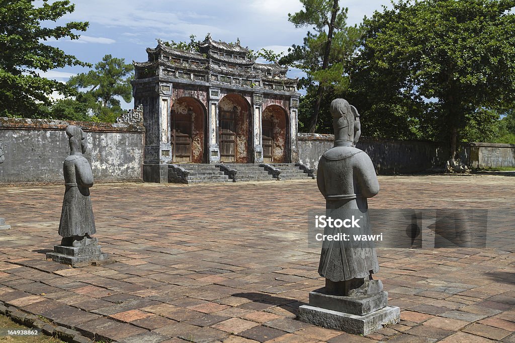 Minh Mang Tomba - Foto stock royalty-free di Albero