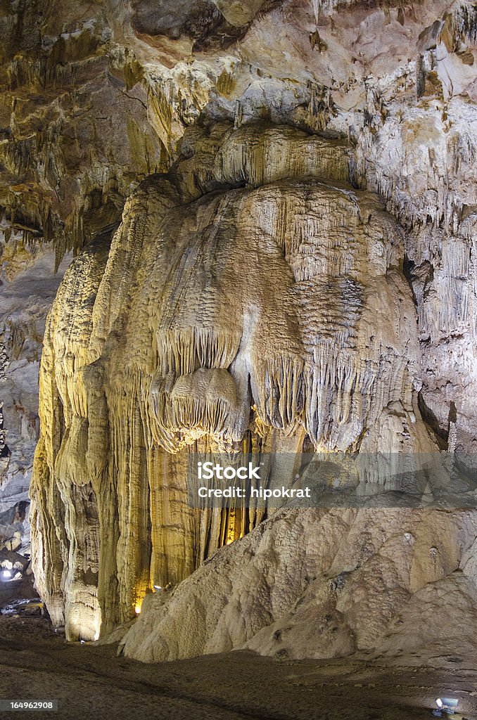 Ciudad de Ho Chi Minh Duong Cave (Paradise Cave) - Foto de stock de Asia libre de derechos