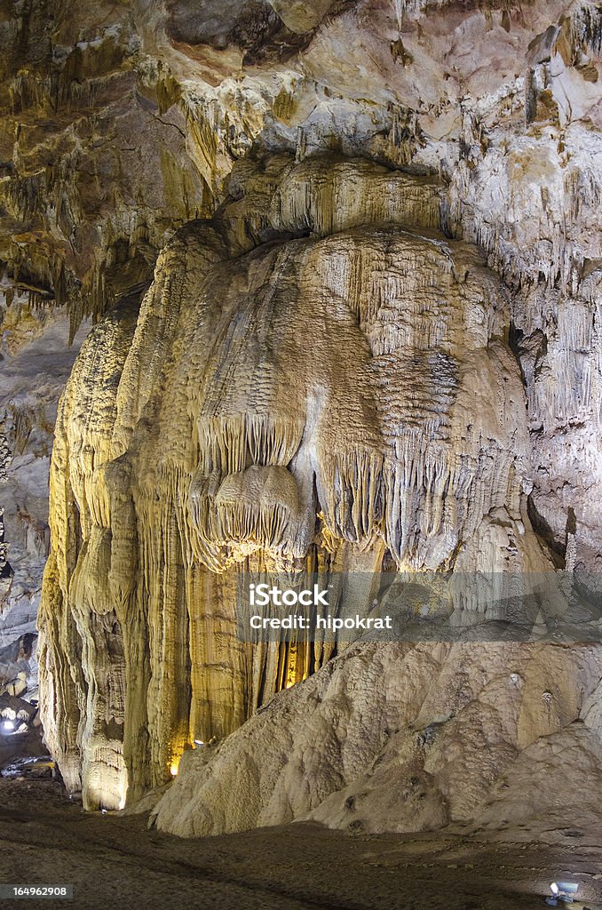 Thien Duong Cave (paradiso Cave) - Foto stock royalty-free di Asia
