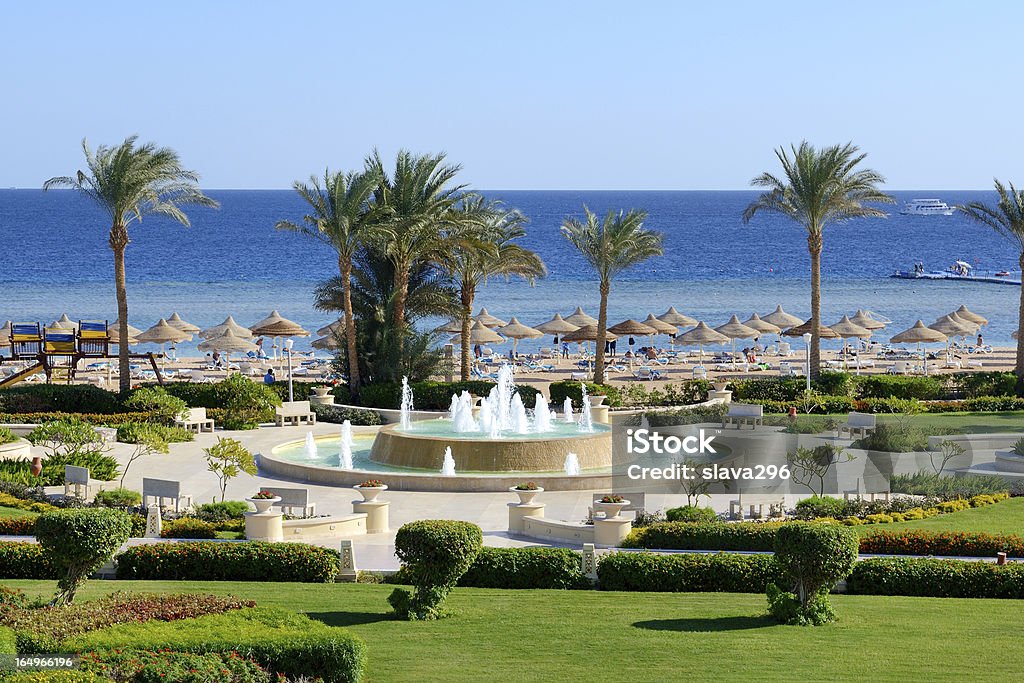 Der Brunnen in der Nähe von Strand Luxus hotel - Lizenzfrei Afrika Stock-Foto