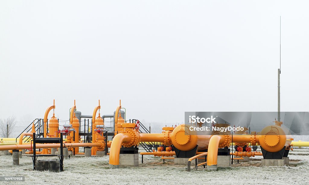 orange tubería de gas - Foto de stock de Acero libre de derechos