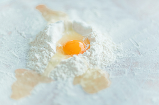 Ingredients and utensil used for dough preparation