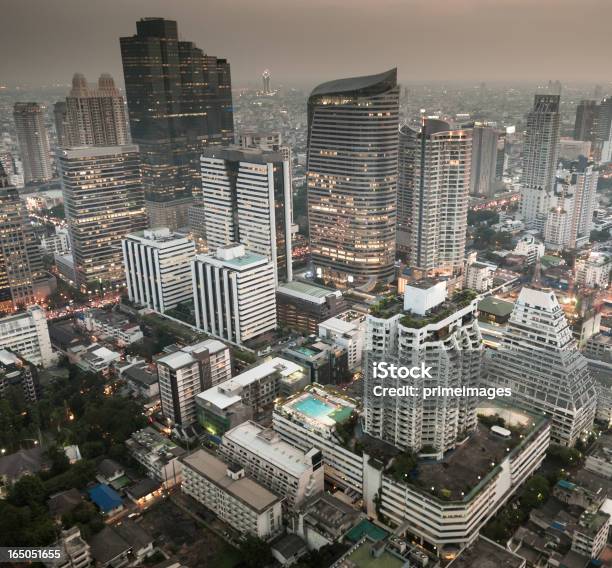 Vista Panorâmica Da Paisagem Urbana Em Bangkok Tailândia - Fotografias de stock e mais imagens de Admirar a Vista