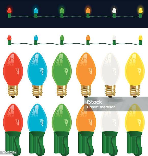 Ilustración de Vector Christmas Bombillas y más Vectores Libres de Derechos de Luz de Navidad - Luz de Navidad, Bombilla, Vector