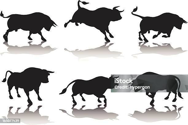 Bull Silhouette Collezione - Immagini vettoriali stock e altre immagini di Toro - Bovino - Toro - Bovino, Contorno - Forma, Schizzo