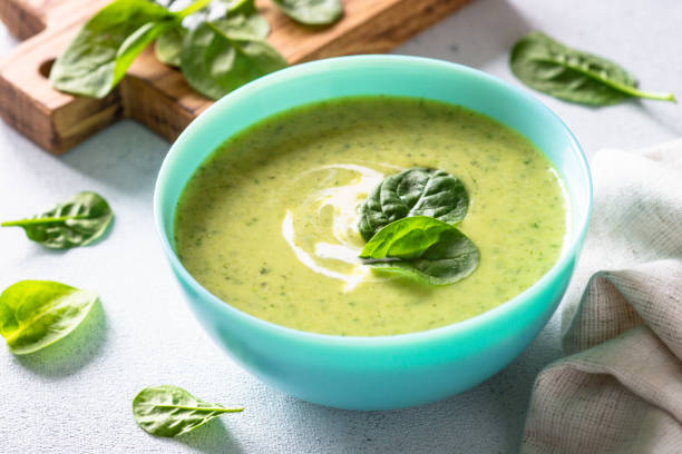 istock Green soup. Spinach cream soup with cream. 1650826733