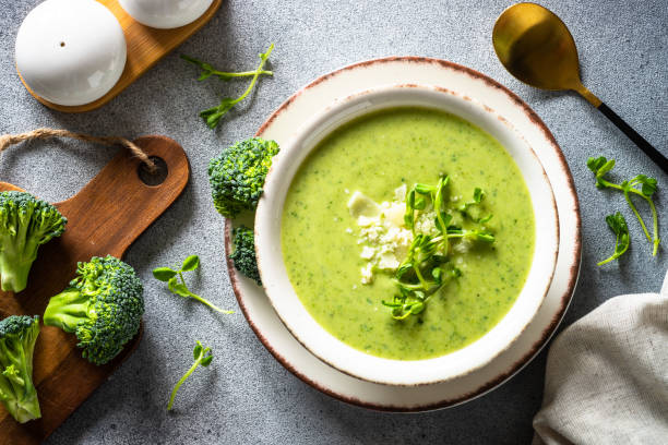 istock Broccoli cream soup with cream and parmesan. 1650827260