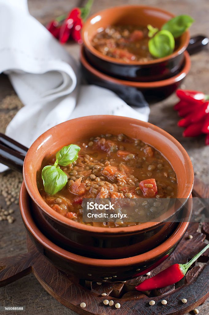 Italianas rústicas la sopa de lentejas vegetarianas - Foto de stock de Aceite de oliva libre de derechos