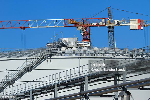 Sitio De Construcción Industrial Foto de stock y más banco de imágenes de Acero - Acero, Agarrar, Aire libre