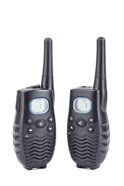 walkie-talkies em branco, isolados, traçado de recorte - rádio cb - fotografias e filmes do acervo