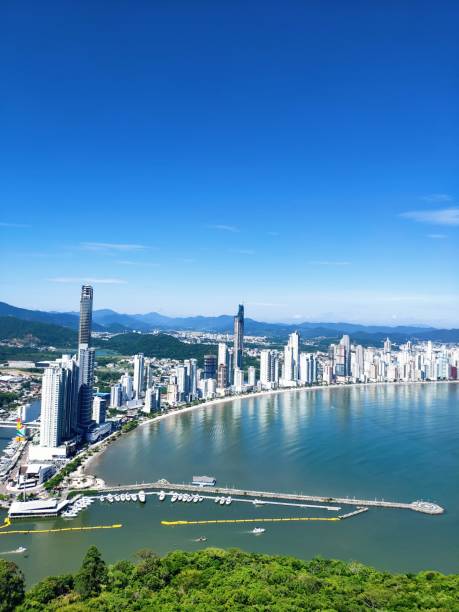istock Brazilian beach town with many tall buildings 1651222928