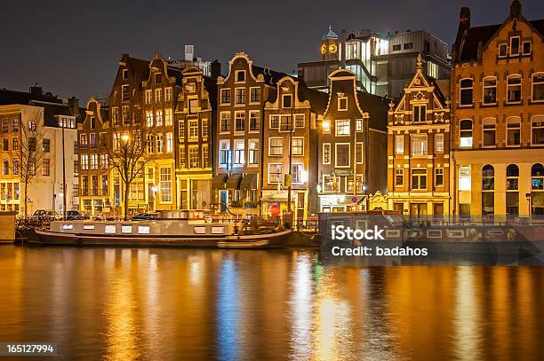 Foto de De Amsterdã e mais fotos de stock de Amsterdã - Amsterdã, Apartamento, Arquitetura