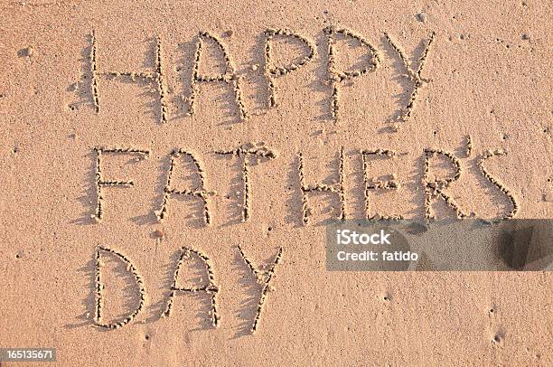 Счастливый День Отцов — стоковые фотографии и другие картинки День отца - День отца, Пляж, Простота