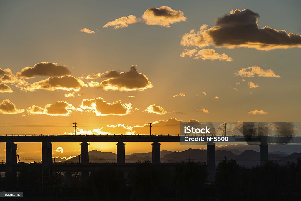 Pont de Sunrise - Photo de Grands axes de circulation libre de droits