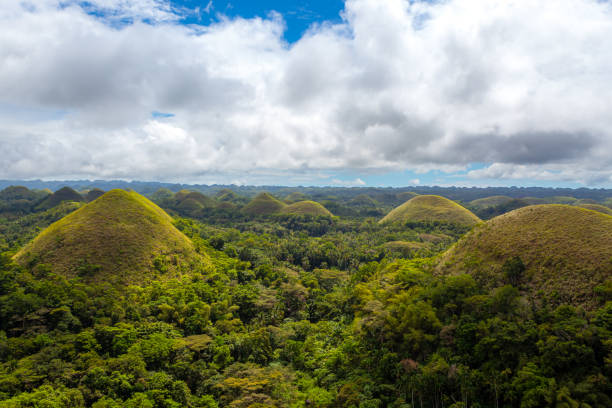 istock Chocolate hills Carmen Bohol Philippines. 1651886112