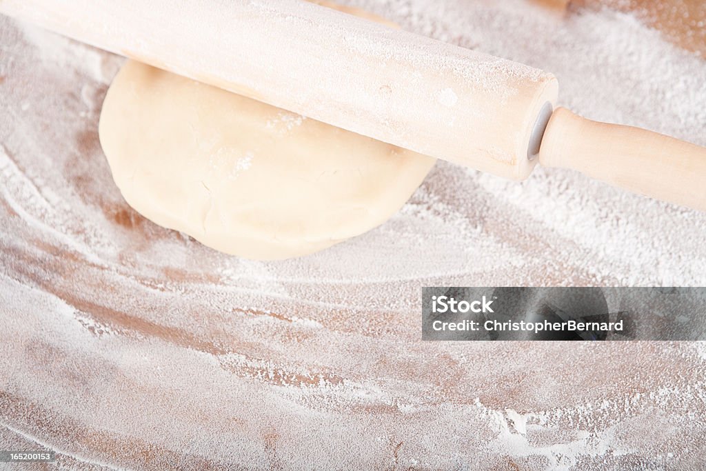 Massa com o Rolo de Pastel - Foto de stock de Assar royalty-free