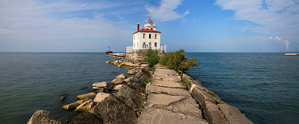 Porto Fairport West Breakwater luz - fotografia de stock