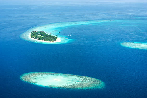 istock Tropical Maldivian islands in Indian ocean 165206098
