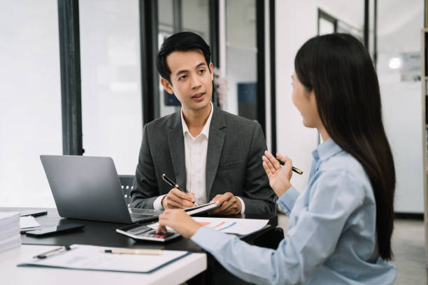 istock Asian businessman discuss with new startup project Idea presentation, analyze planning and financial statistics and investment market at office. 1652323259