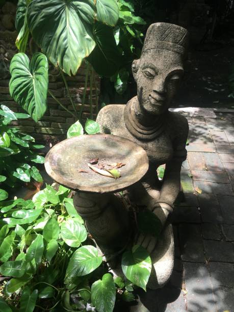 istock Ancient statues in the shady garden 1652373829