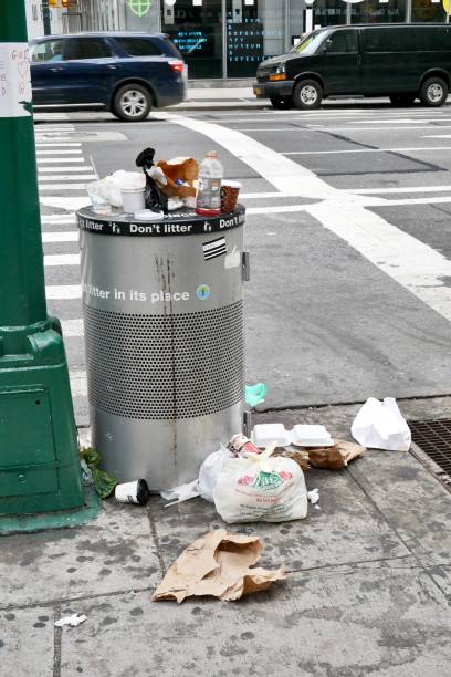 istock New York City Sidewalk Trash Can 1652393429