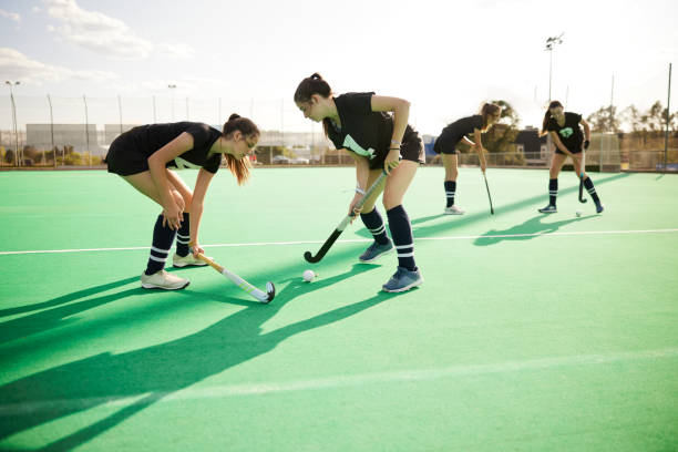 istock Practice Matchup: Defensive and Offensive Players Face Off 1652493105