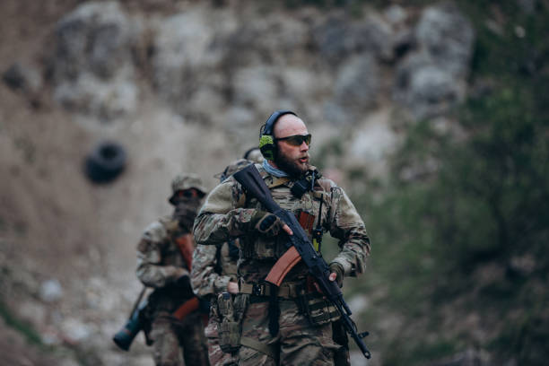 istock Ukrainian soldiers during patroling the territory 1652541645