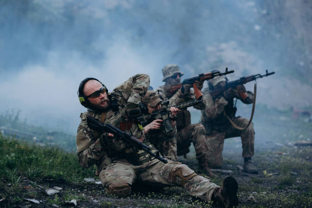 istock Ukrainian soldiers training with their rifles 1652550574