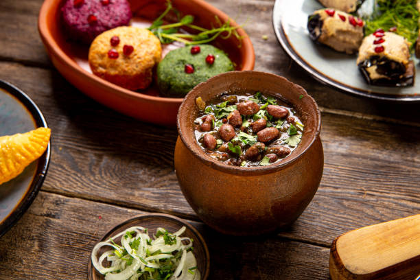 istock Georgian appetizer dishes pkhali and lobio 1652601223